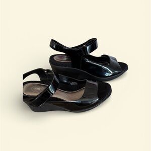 Easy Spirit Black Patent Wedges